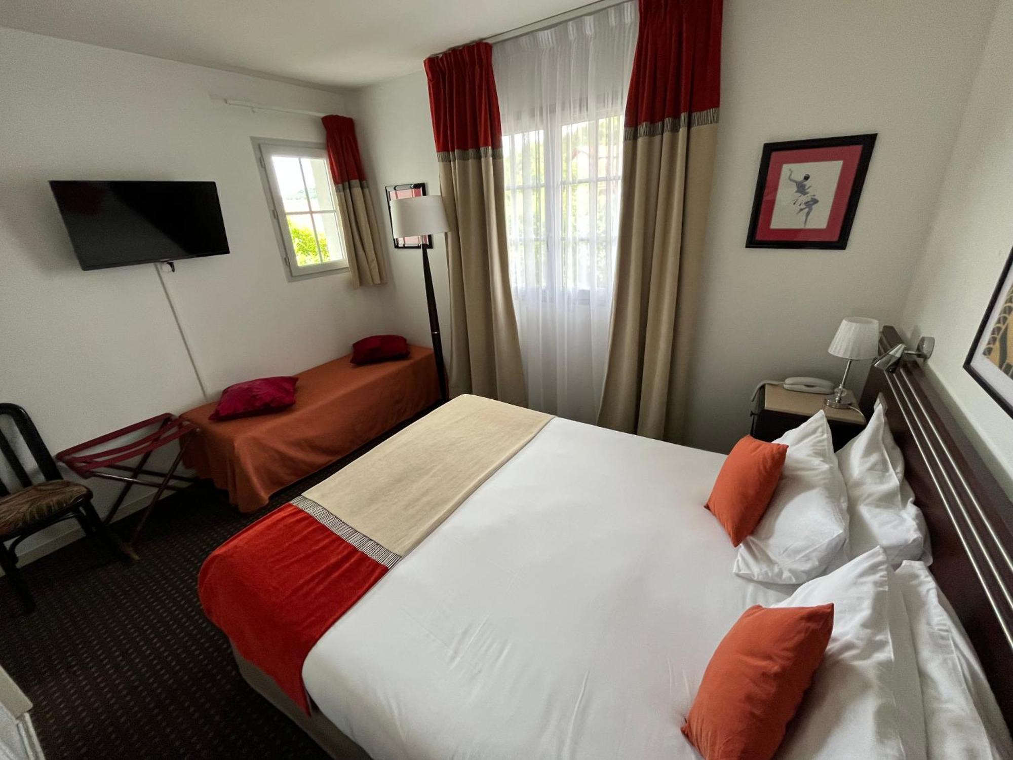 Hotel Ursula Cambo-les-Bains Ngoại thất bức ảnh