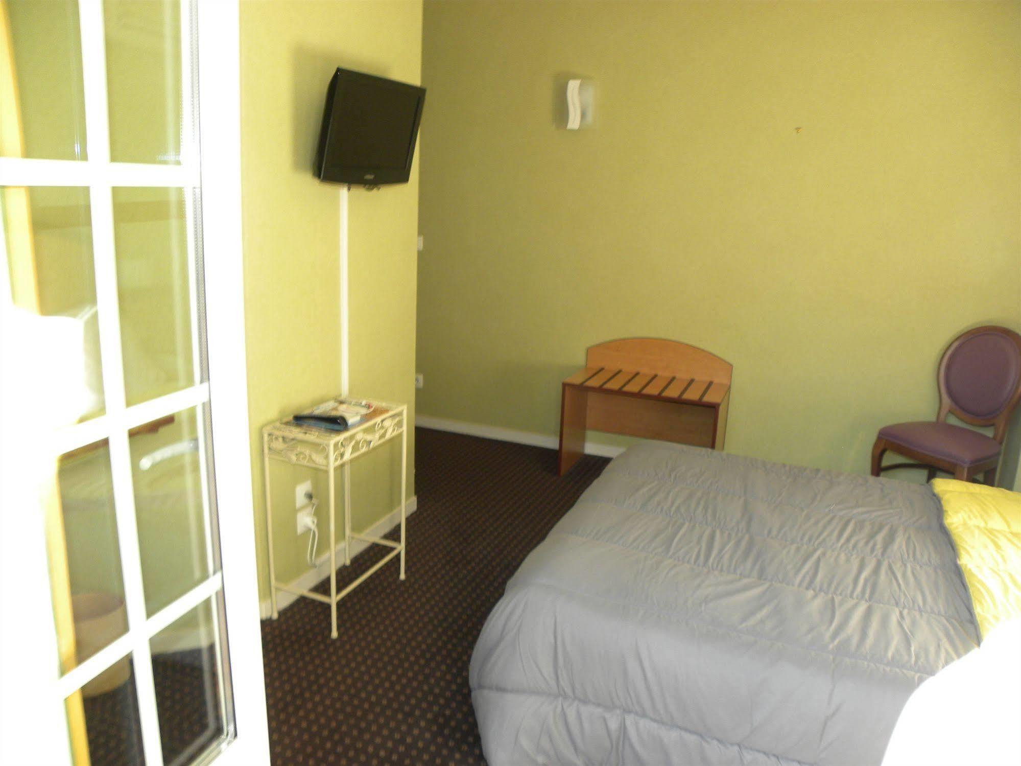 Hotel Ursula Cambo-les-Bains Ngoại thất bức ảnh